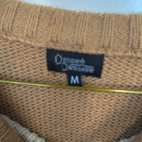 Sweater
Desert Dreamer Brand - Picture 6 of 10